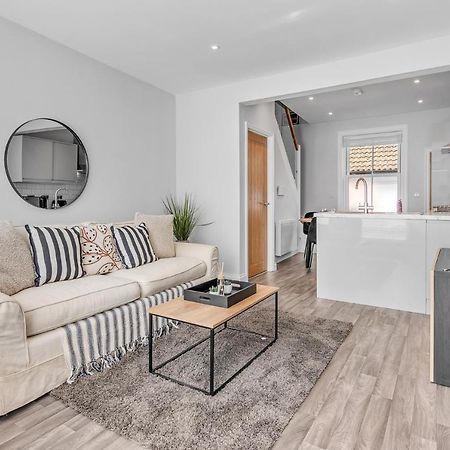 Appartement Surrey Street Duplex à NWI Extérieur photo